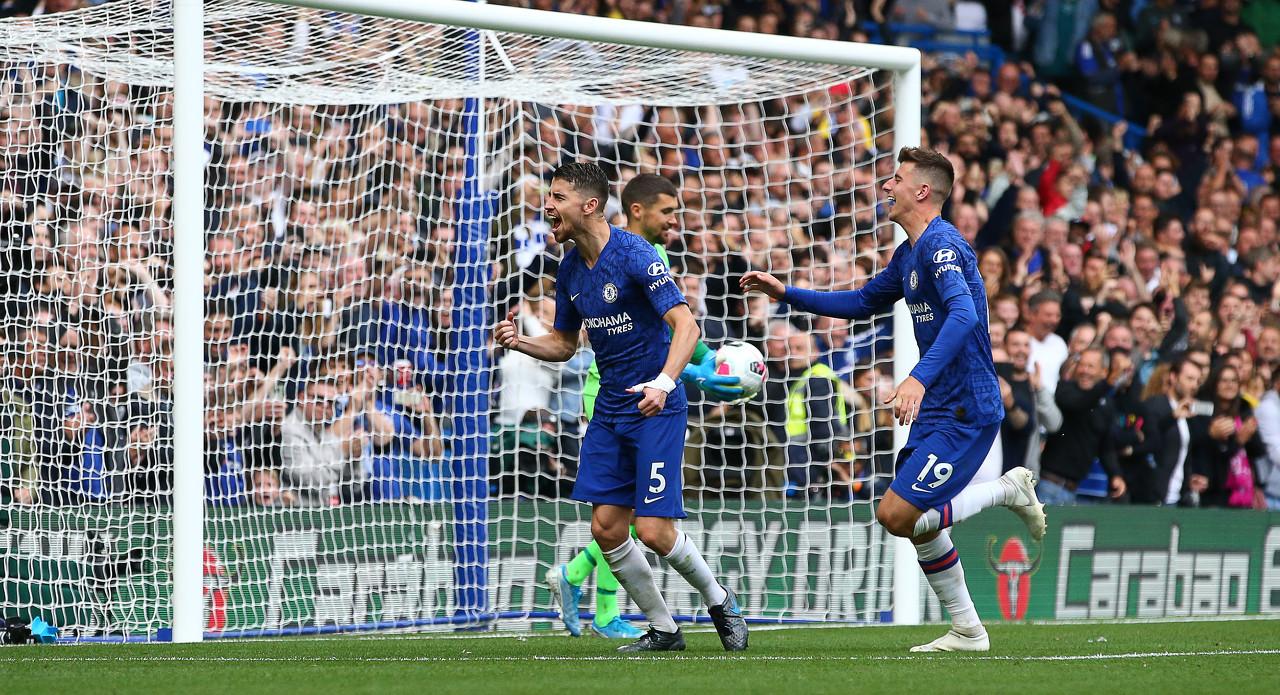 尤文逆转丹麦，若日尼奥高光表现