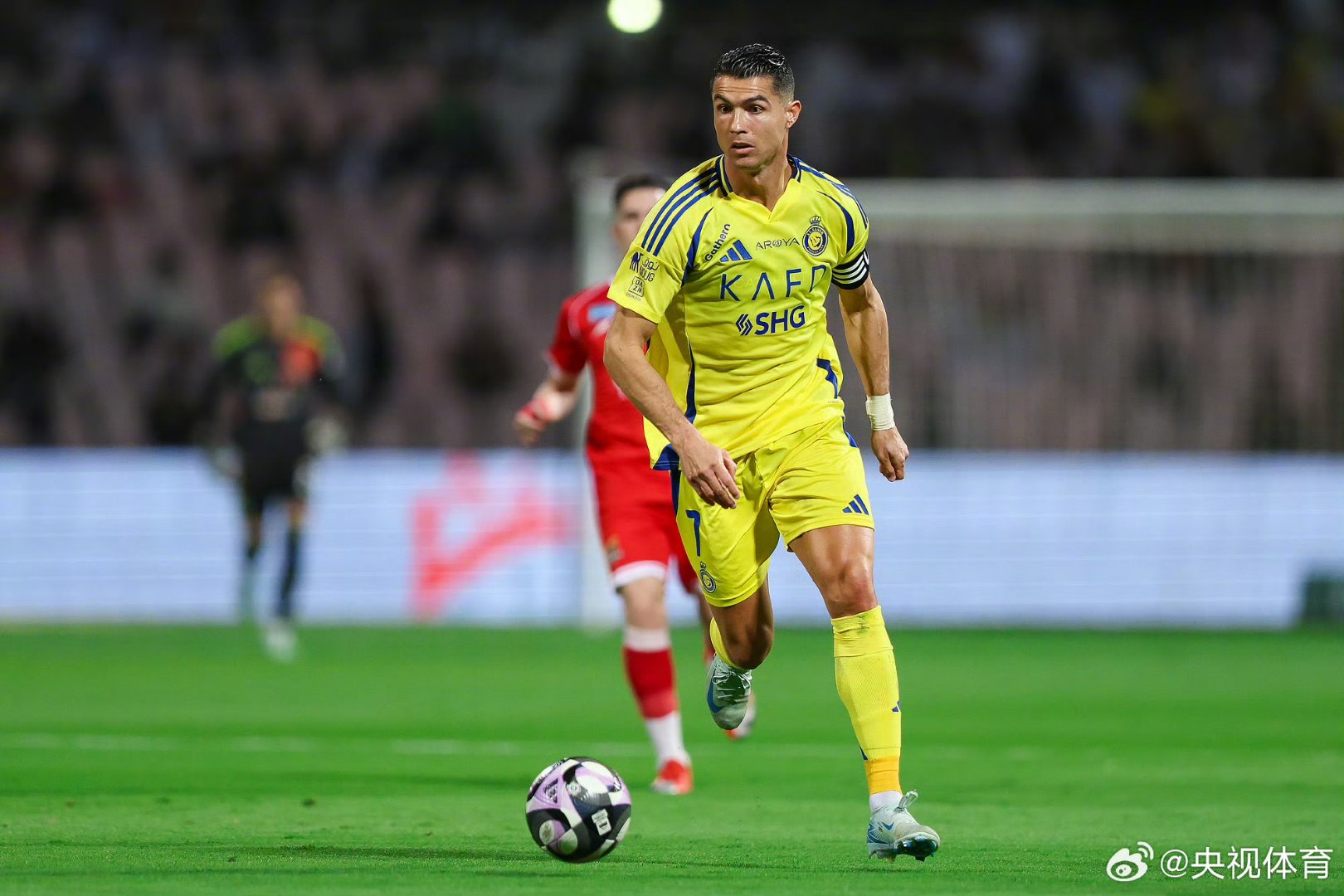 国际米兰碾压马赛，C罗高光表现