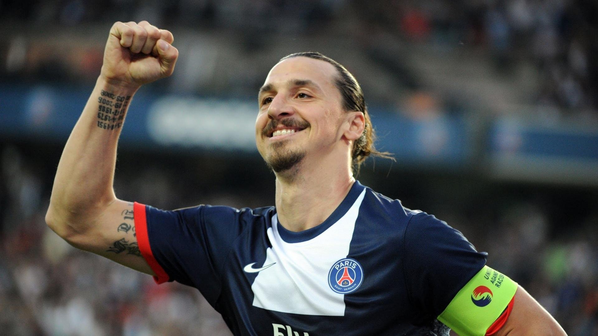 虚拟碰撞,当利拉德的三分雨浇灭凯尔特人,深圳队的战术手册如何改写篮球认知?