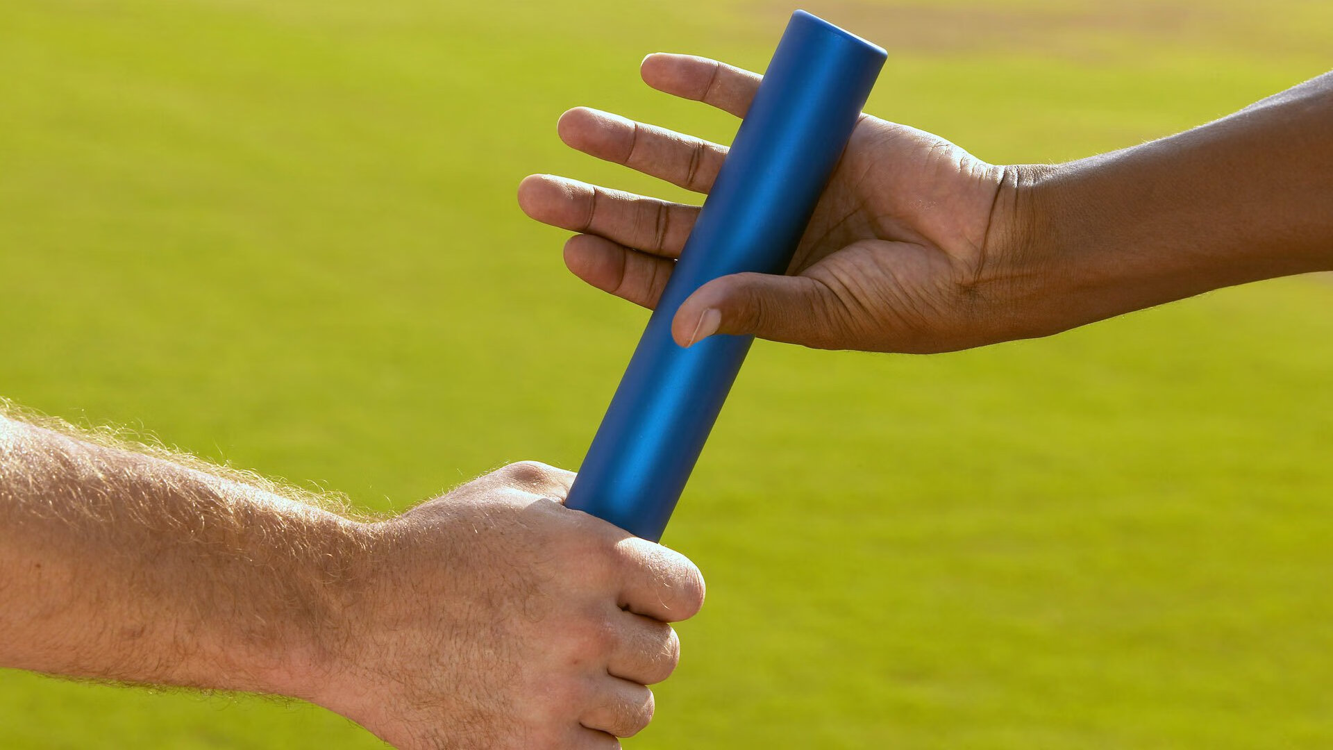 雪与火之歌，毕尔巴鄂那道划破巴黎星空的岩画弧线