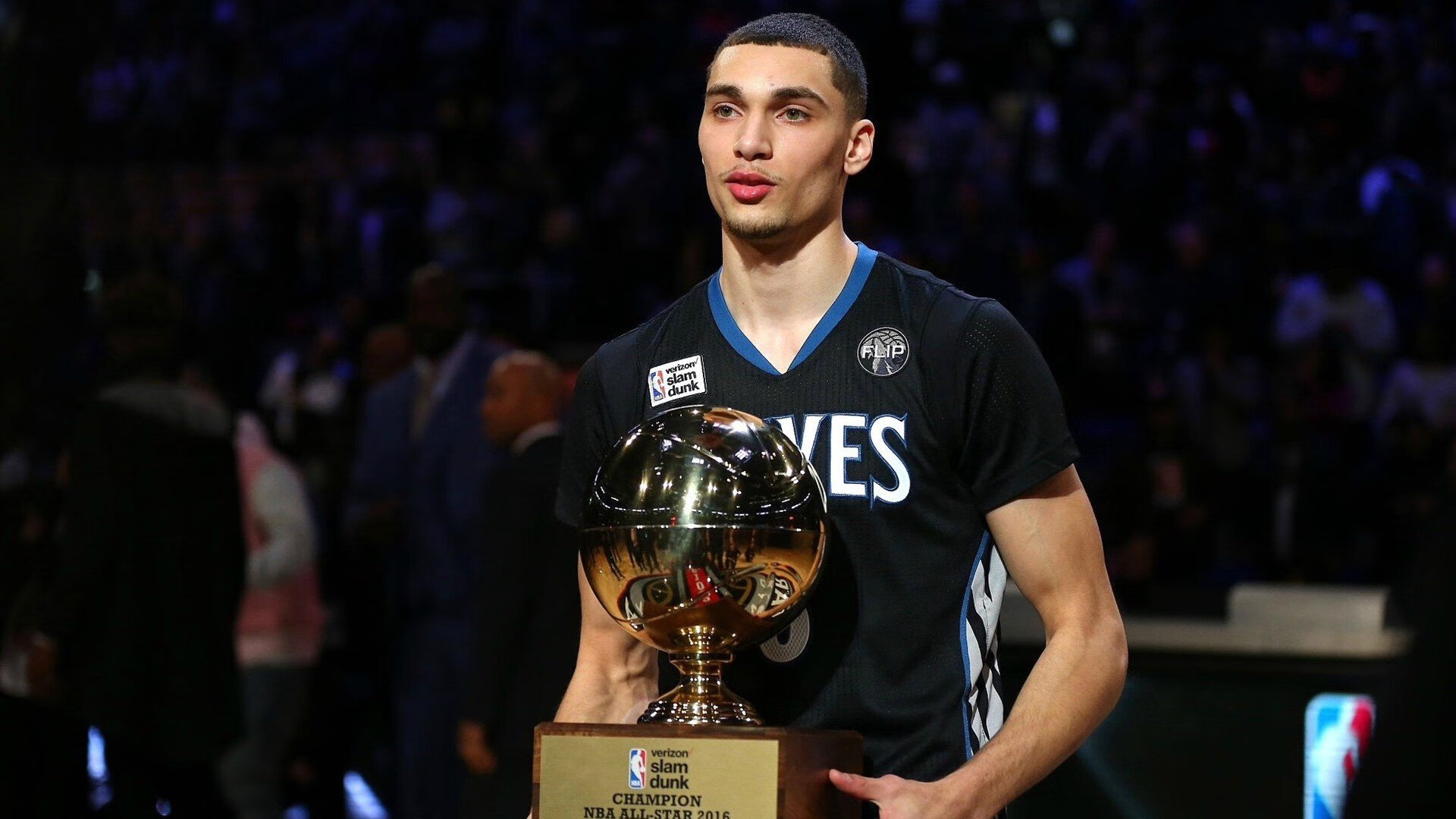 东区魔术华丽转身击退西区豪门，贝恩三双全能秀点燃全场