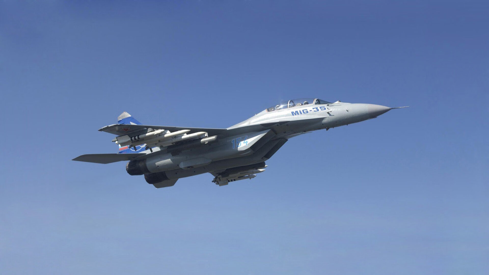 绝杀与主宰，体育史上同夜并行的双重奇迹